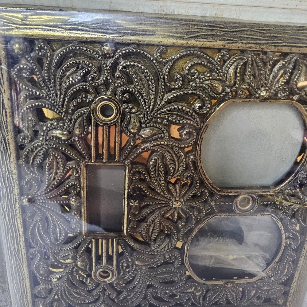 Vintage Angelo Brass Filigree Toggle Switch Duplex Outlet Wall Plate Cover 74303 - Picture 2 of 5